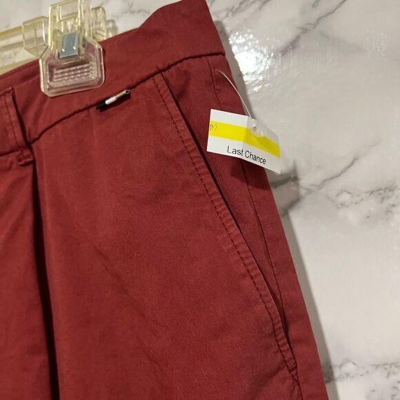 New BOSS Woman’s Shorts - Picture 2 of 9